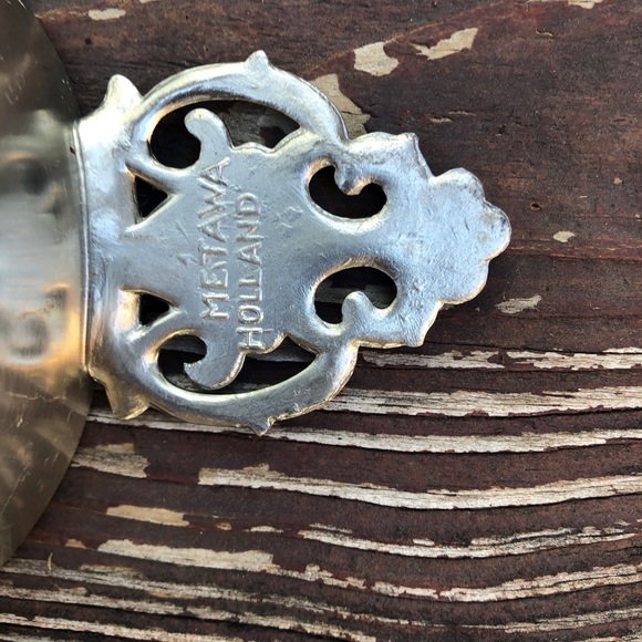 Metawa pewter bowl with handle - Picture 7 of 9